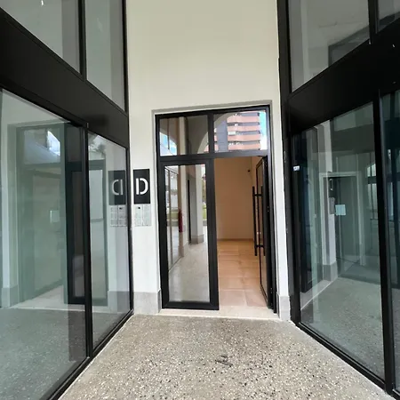 Fabio House Apartament *